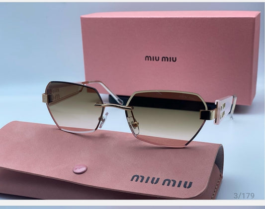 Lunette copie, identique à l'originale